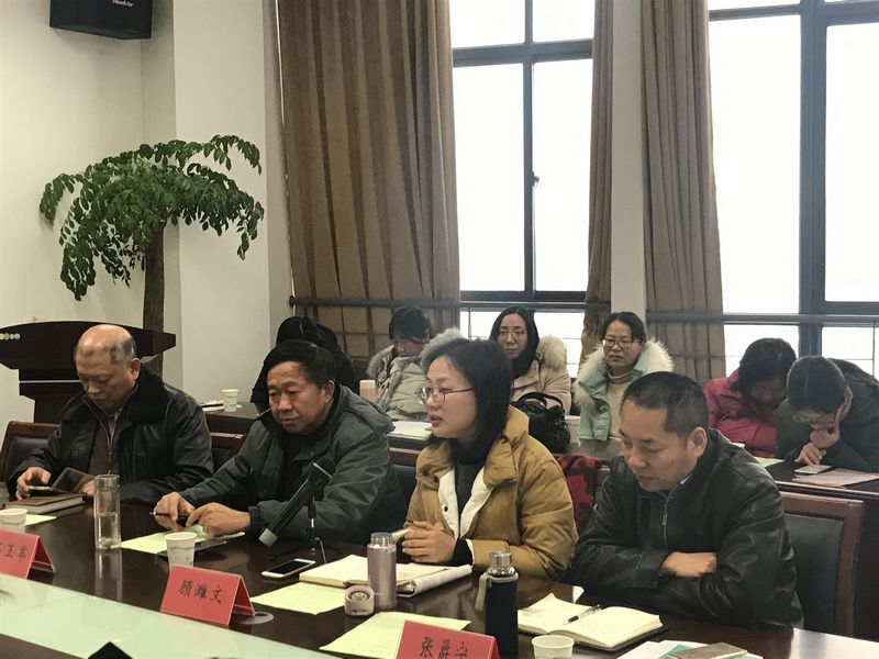 校团委副书记顾潍文老师讲话-1.jpg